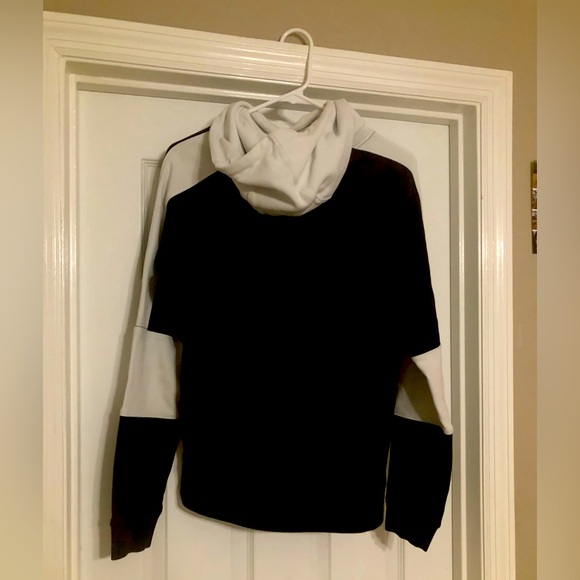 Mens American Eagle Hoodie - Picture 2 of 2